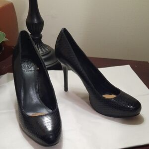 Tory Burch Black Textured Heels